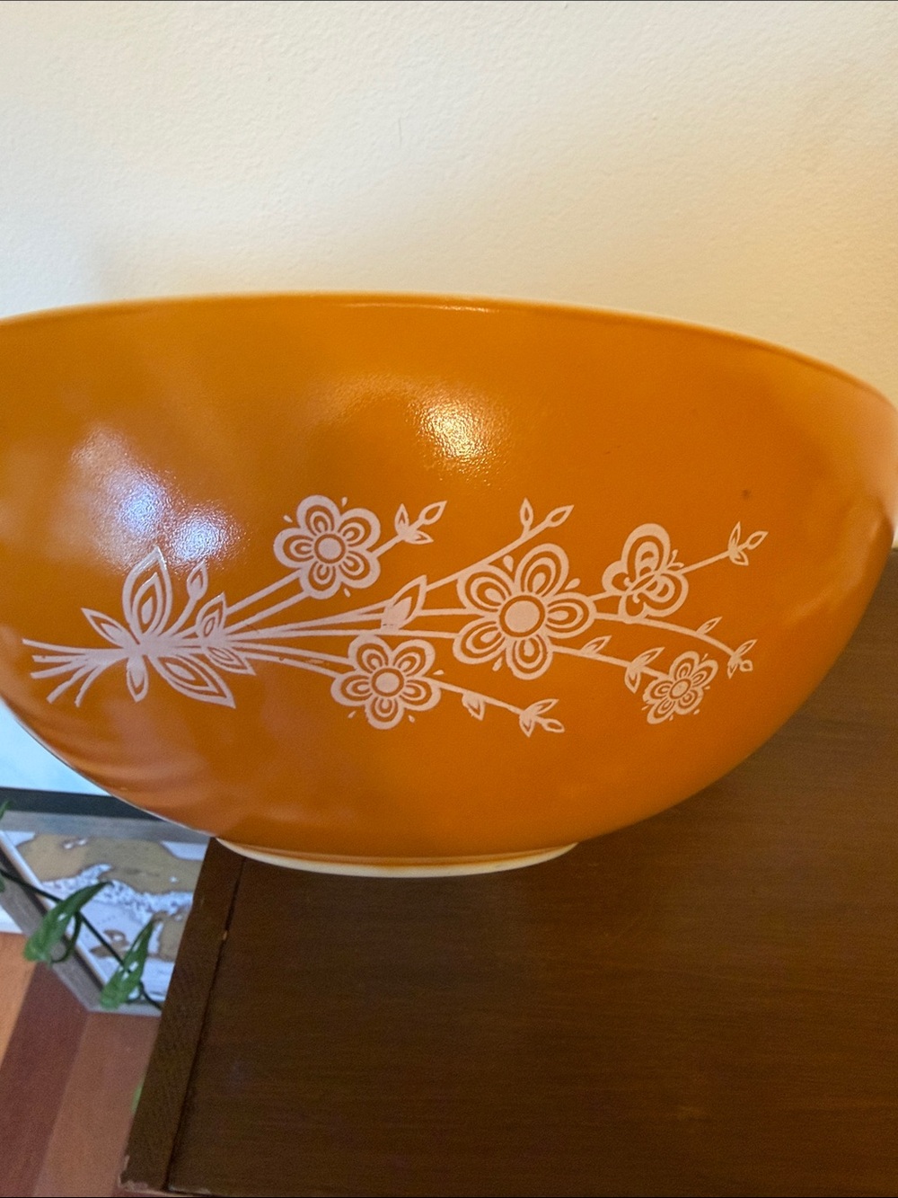 Pyrex Vintage Butterfly Gold Cinderella Floral Mixing Bowl - Picture 4 of 7